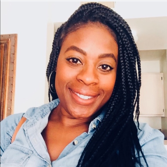 Meet your Posher, Candance - Picture 1 of 1